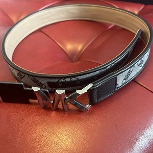 NEW WITH TAGS!!!!! Michael Kors MK Belt.